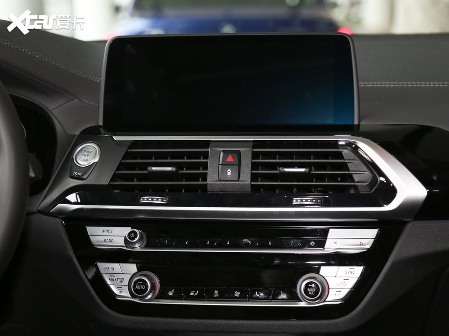 2021RX3 xDrive25i Ab 