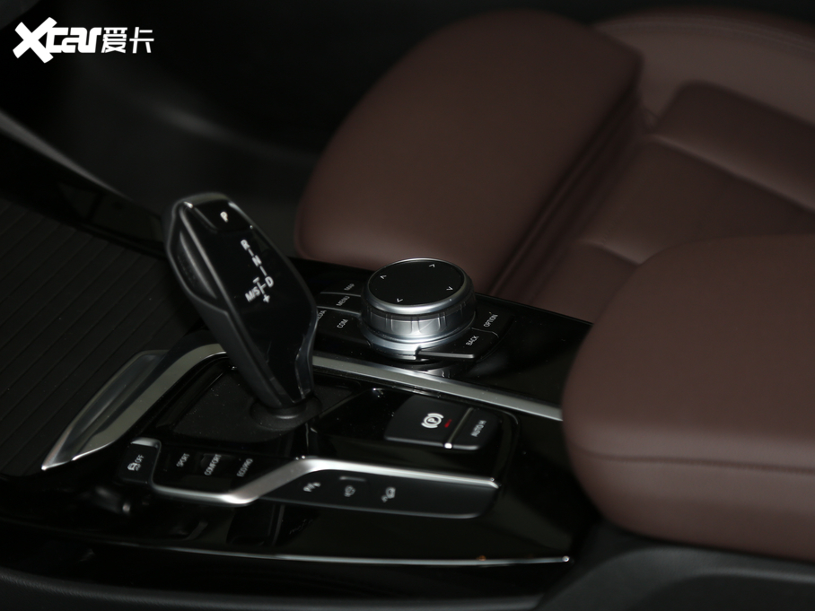 2021RX3 xDrive25i Ab 