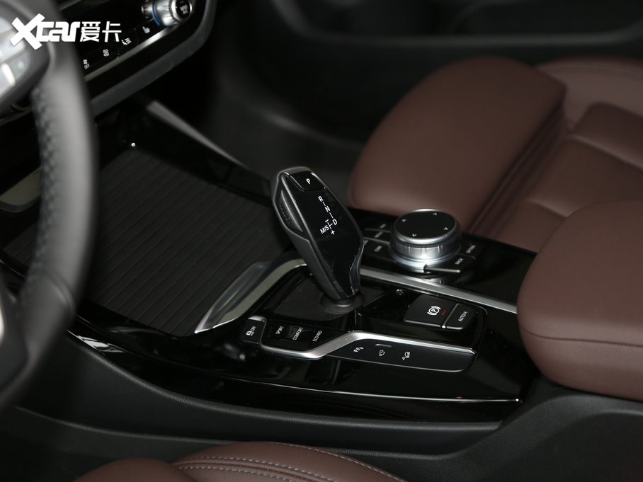 2021RX3 xDrive25i Ab 