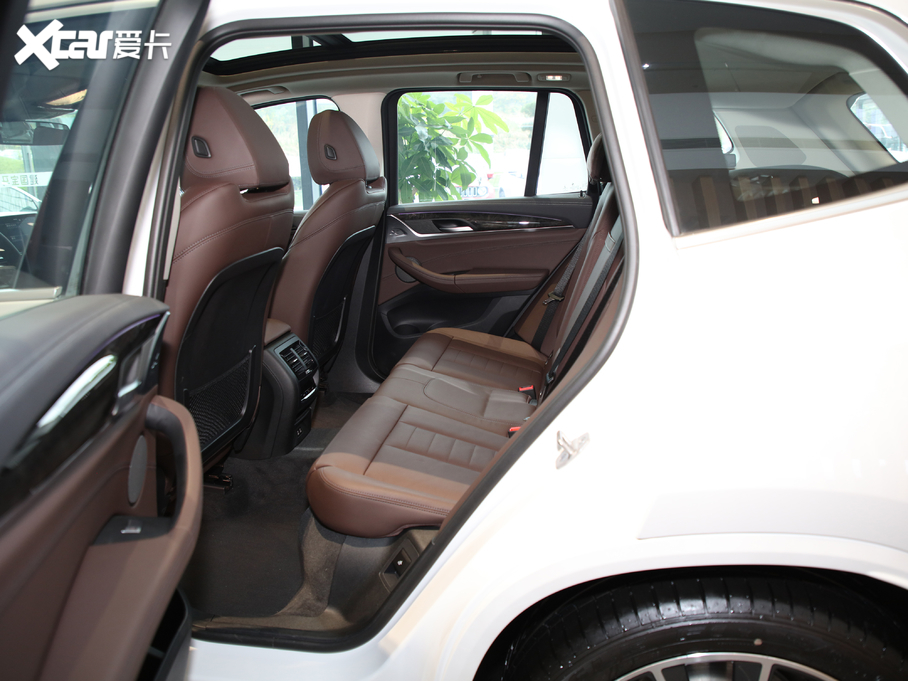 2021RX3 xDrive30i I M\b