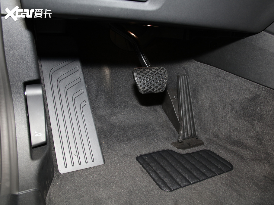 2021RX3 xDrive30i I(lng) M\(yn)(dng)b