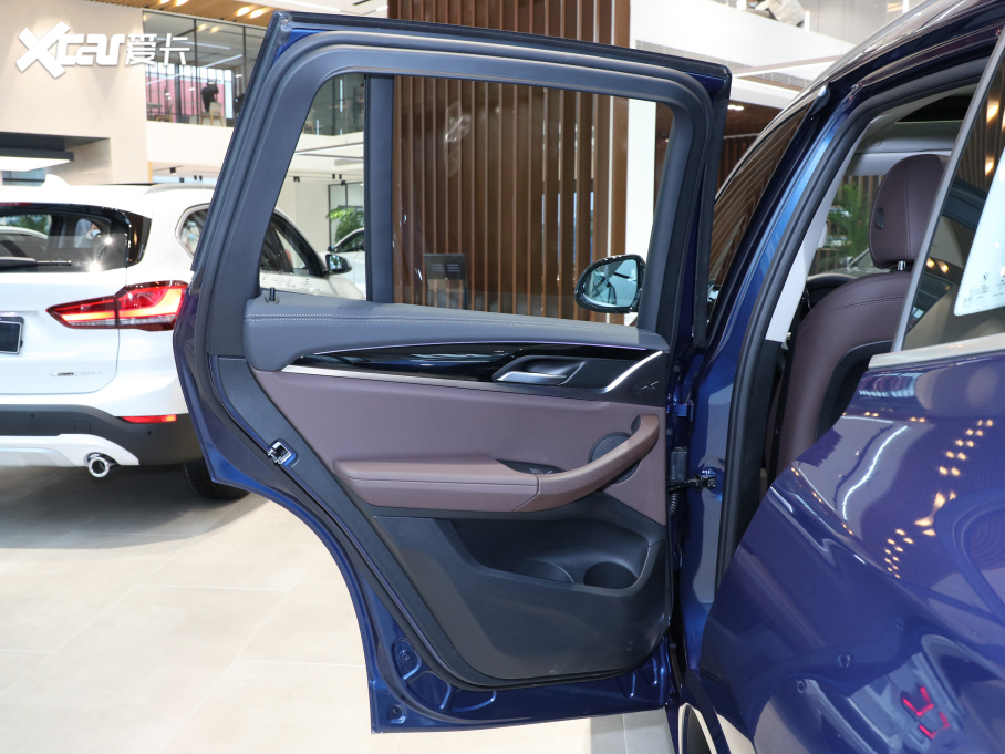 2021RX3 xDrive25i M\(yn)(dng)b