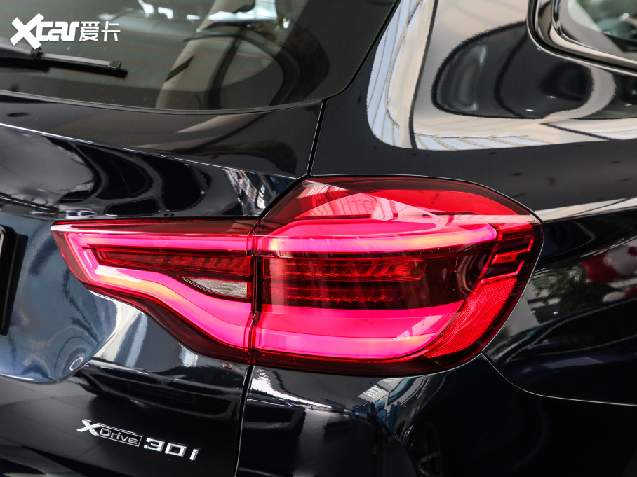 2021RX3 xDrive30i I M\b