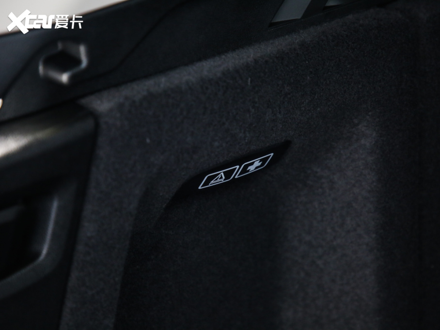 2021RX3 xDrive30i I(lng) M\(yn)(dng)b