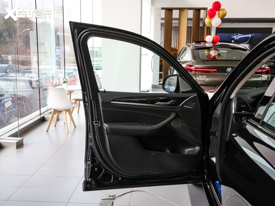 2021RX3 xDrive30i I M\b