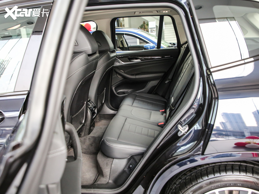 2021RX3 xDrive30i I M\b