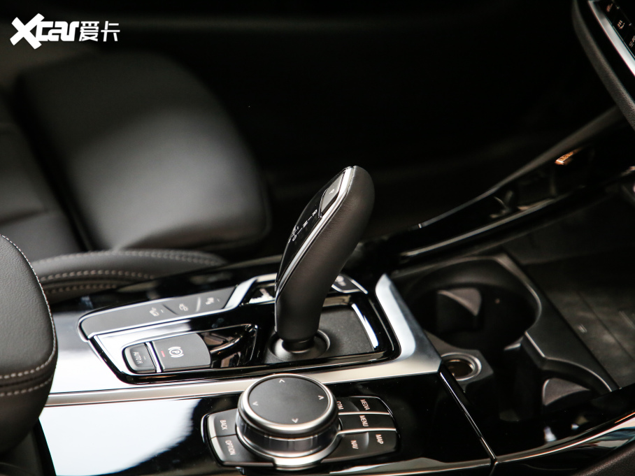 2021RX3 xDrive30i I(lng) M\(yn)b