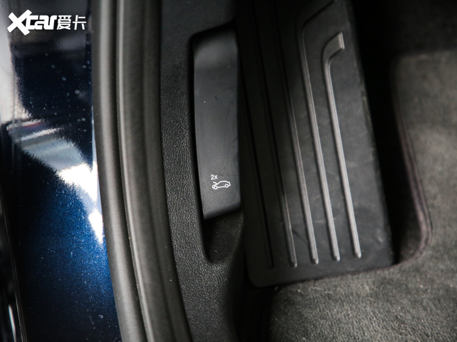 2021RX3 xDrive30i I(lng) M\(yn)b