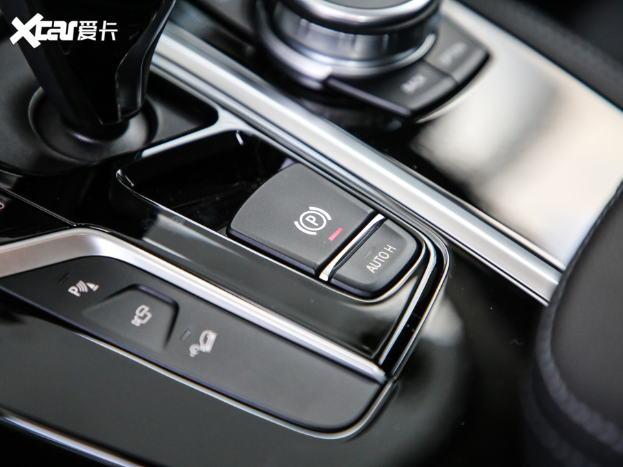 2021RX3 xDrive30i I M\b