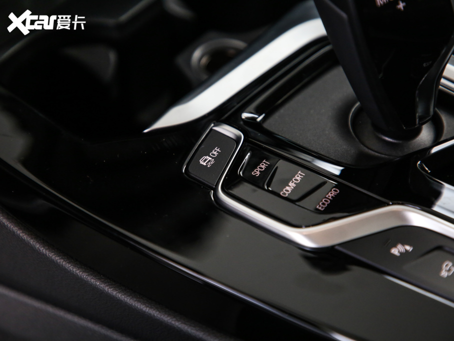 2021RX3 xDrive30i I M\b