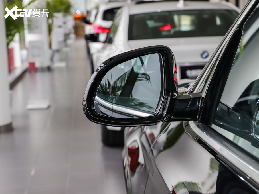 2021RX3 Ŀ xDrive25i M\b