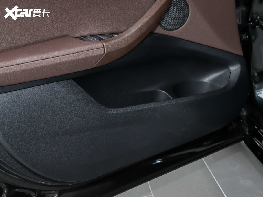 2021RX3 Ŀ xDrive25i M\b