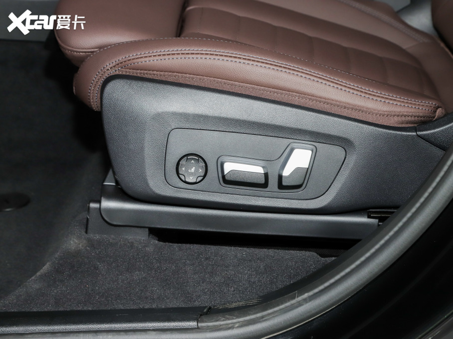 2021RX3 Ŀ xDrive25i M\b