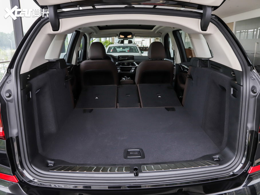 2021RX3 Ŀ xDrive25i M\b