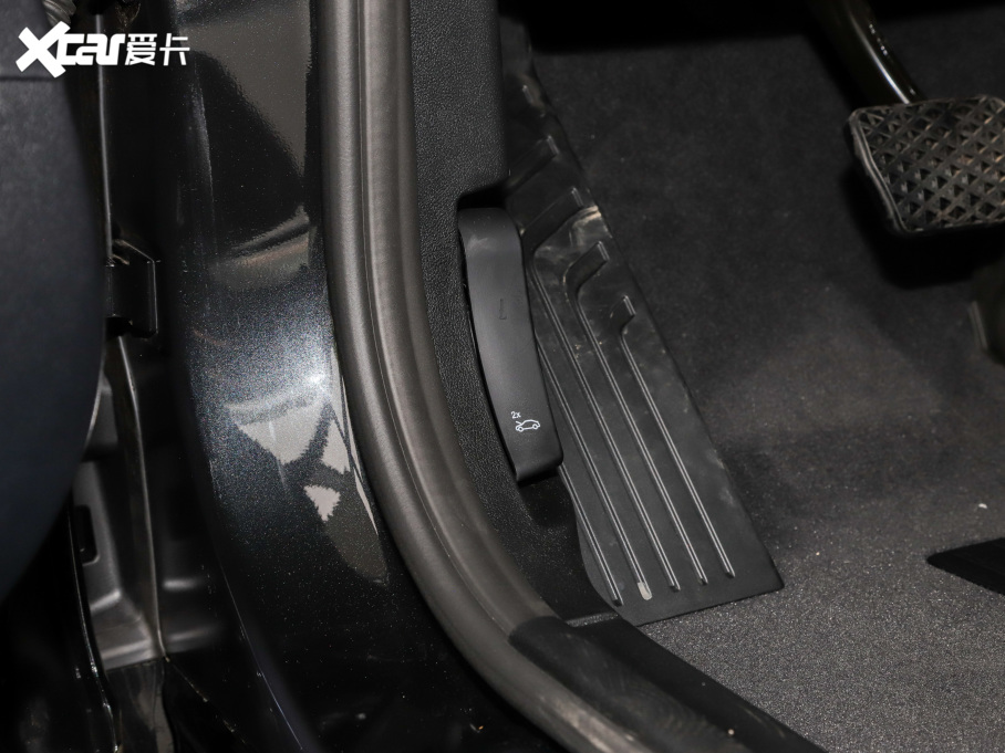 2021RX3 Ŀ xDrive25i M\b