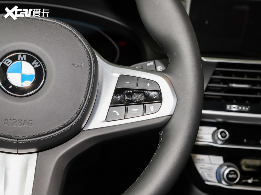 2021RX3 Ŀ xDrive25i M\b