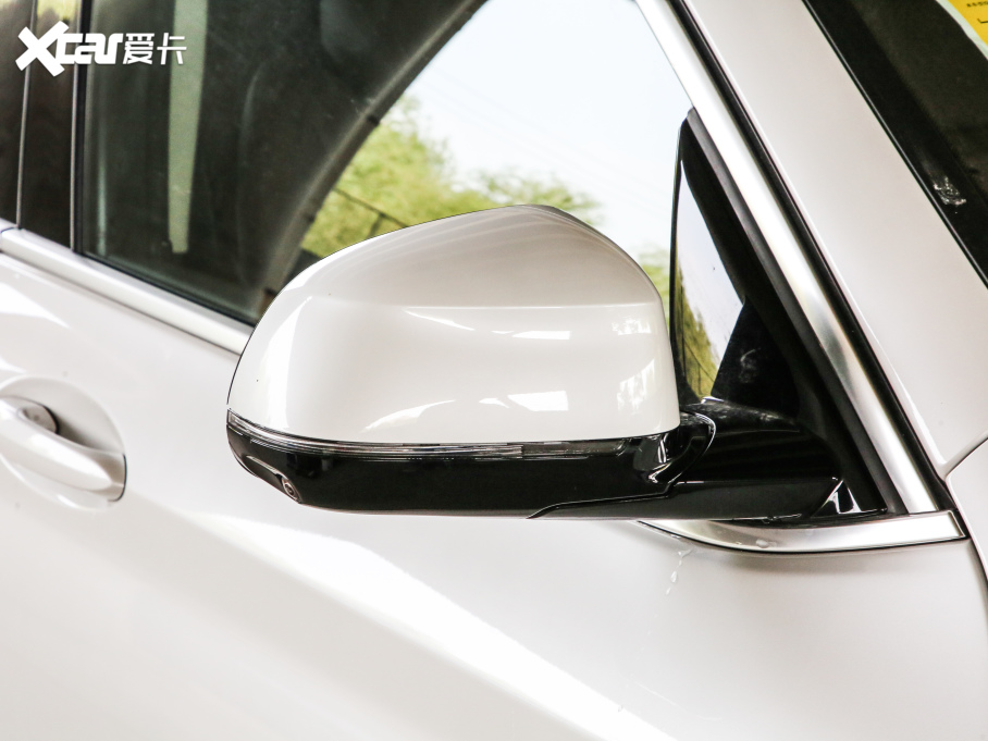 2021RX3 Ŀ xDrive30iI(lng) M\(yn)(dng)b