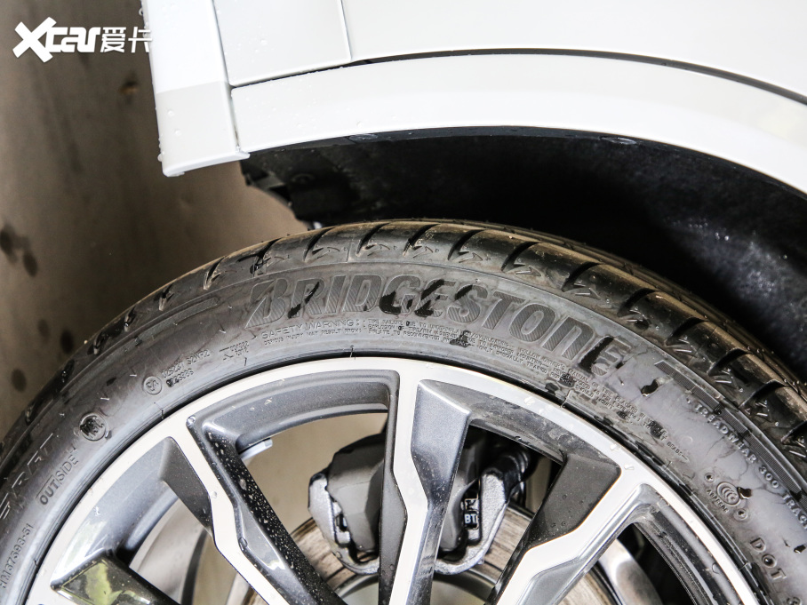 2021RX3 Ŀ xDrive30iI M\b