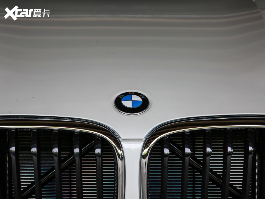 2021RX3 Ŀ xDrive30iI(lng) M\(yn)(dng)b