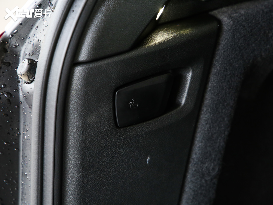 2021RX3 Ŀ xDrive30iI M\b