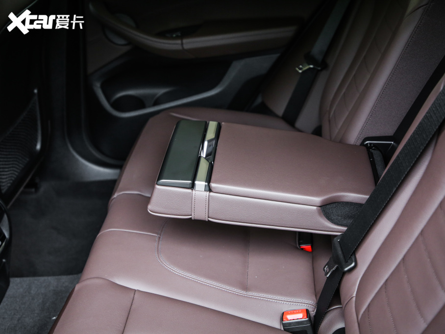 2021RX3 Ŀ xDrive30iI M\b