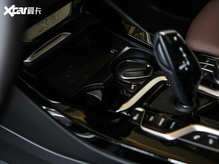 2021RX3 Ŀ xDrive30iI M\b