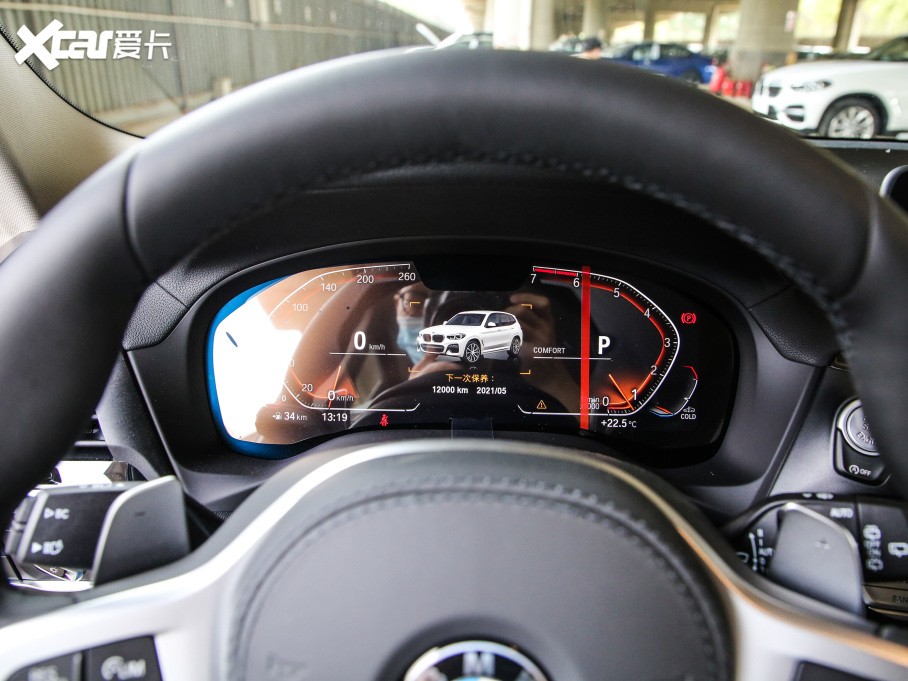 2021RX3 Ŀ xDrive30iI(lng) M\(yn)(dng)b