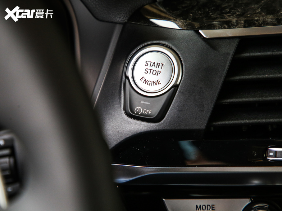 2021RX3 Ŀ xDrive30iI M\b