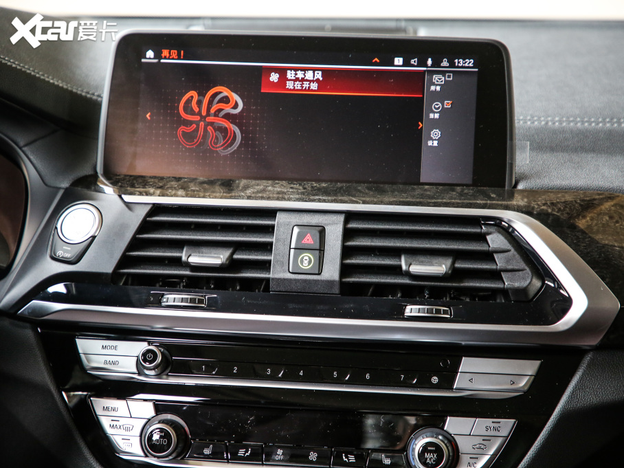 2021RX3 Ŀ xDrive30iI(lng) M\(yn)(dng)b