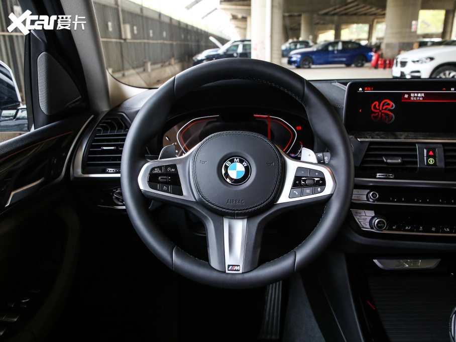 2021RX3 Ŀ xDrive30iI M\b