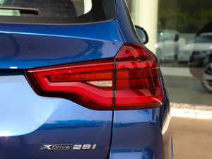 2021xDrive28i M\b β