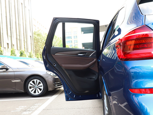 2021xDrive28i M\b ܇T