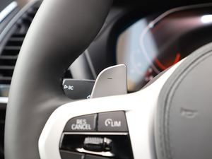 2021xDrive28i M\b п؅^(q)