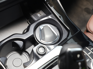 2021xDrive28i M\b п؅^