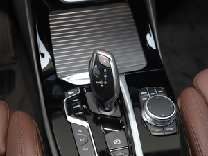 2021xDrive28i M\b п؅^