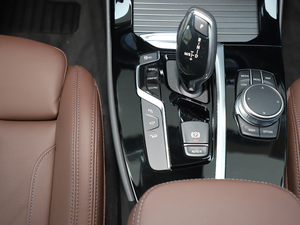 2021xDrive28i M\b п؅^