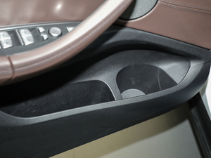 2021xDrive28i Ab  ǰTg