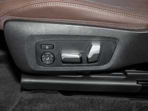 2021xDrive28i Ab  {{