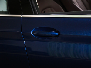 2021xDrive25i Ab  {T