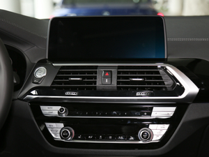 2021xDrive25i Ab  {L