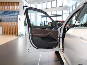 2021xDrive30i I(lng) M\(yn)(dng)b {λ܇T