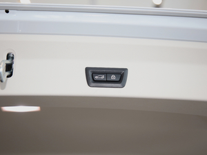 2021xDrive30i I M\b п؅^