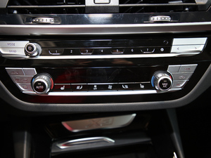 2021xDrive30i I M\b п؅^