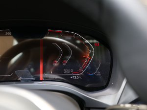 2021xDrive25i M\b п؅^