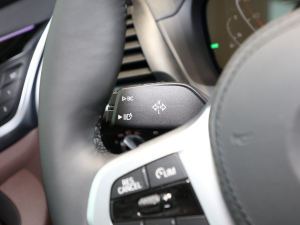 2021xDrive25i M\b п؅^