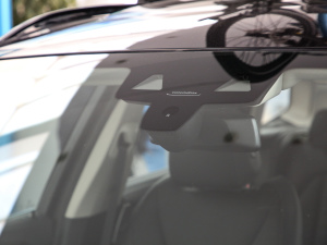 2021xDrive30i I M\b ^