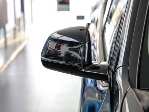 2021xDrive30i I M\b ^