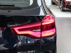 2021xDrive30i I(lng) M\(yn)(dng)b β