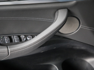 2021xDrive30i I M\b g