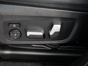 2021xDrive30i I M\b {{